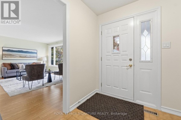 Kitchen - 50 Killamarsh Drive, Toronto, ON M3J1J3 Photo 3