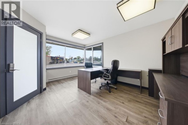 50 King George Road Unit# 3, Brantford, ON N3R5K7 Photo 5