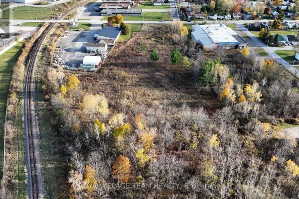 50 Lorne Street, Smiths Falls, ON, photo 3