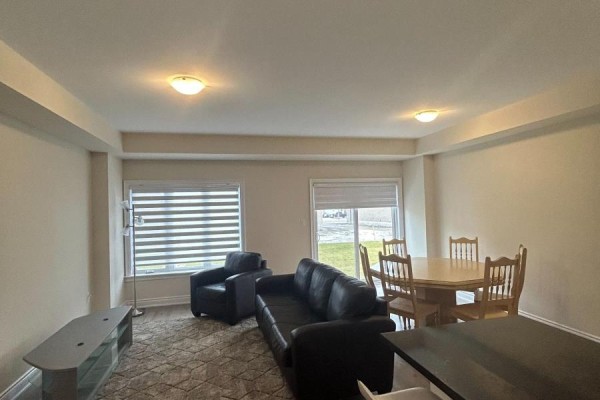 50 Lorne Thomas Place, New Tecumseth, ON L9R0T8 Photo 4