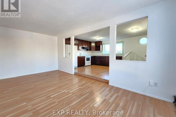 50 Madawaska Street W, Arnprior, ON K7S1R9 Photo 3