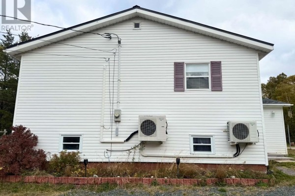 Bath (# pieces 1-6) - 50 Main Street, Sandringham, NL A0G3Y0 Photo 3