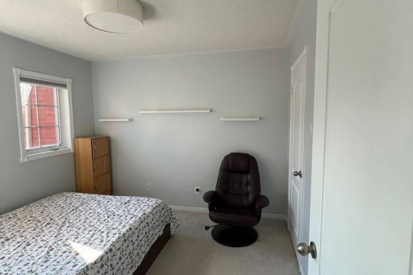 Family room - 50 Monaco Court W, Brampton, ON L7A1X4 Photo 2
