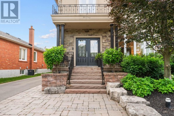 Family room - 50 Northampton Drive, Toronto, ON M9B4S7 Photo 4