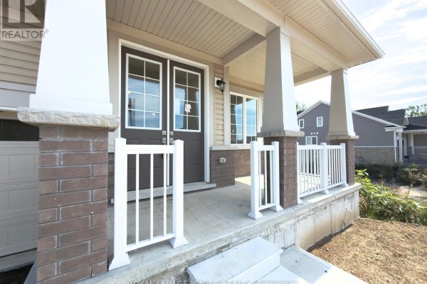 50 Royal Oak Crescent, Loyalist, ON, photo 3