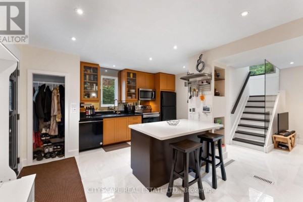 Office - 50 South Kingsway, Toronto, ON M6S3T3 Photo 5