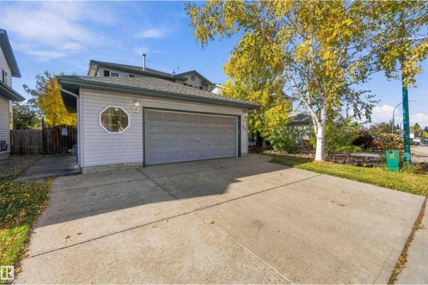 Dining room - 50 Westwood Wy, Fort Saskatchewan, AB T8L4G4 Photo 2