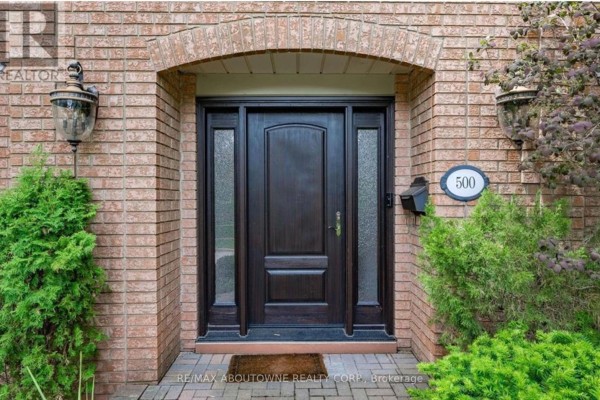 500 Blenheim Crescent, Oakville, ON, photo 3