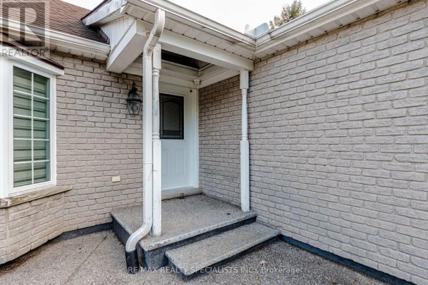Family room - 500 Holloway Bay Road, Fort Erie, ON L0S1R0 Photo 5