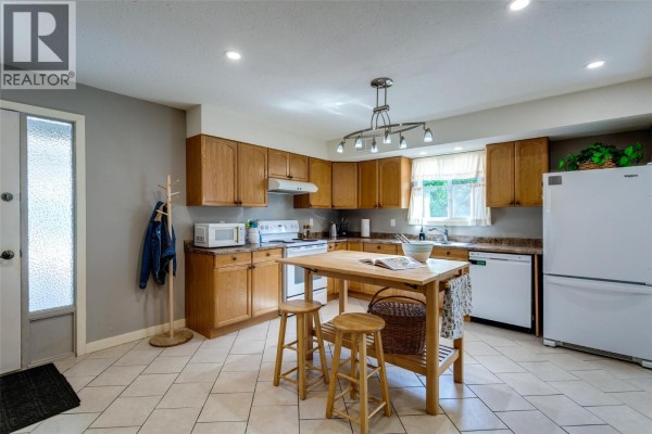 3pc Bathroom - 500 Lester Road Unit# 1, Kelowna, BC V1X6E2 Photo 3