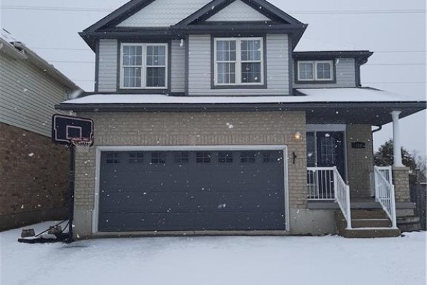 500 Snowdrop Court Unit# Upper, Kitchener, ON, photo 2