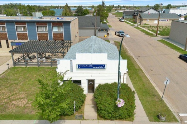 5002 50 Avenue, Gibbons, AB T0A1N0 Photo 3