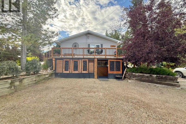 4pc Bathroom - 5002 50 Street, Robb, AB T0E1X0 Photo 4