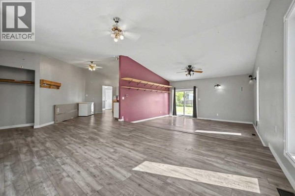 2pc Bathroom - 5003 46 Street, Valleyview, AB T0H3N0 Photo 4