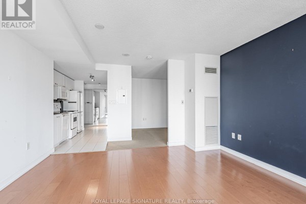 5005 - 11 Brunel Court, Toronto, ON M5V3Y3 Photo 5