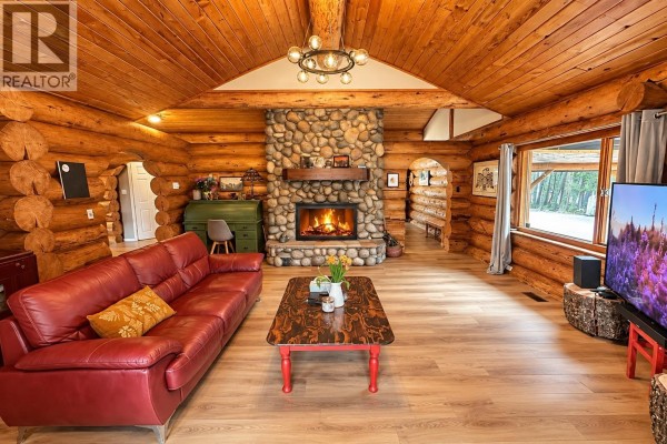 Foyer - 5007 Canium Court, 108 Mile Ranch, BC V0K2Z0 Photo 4