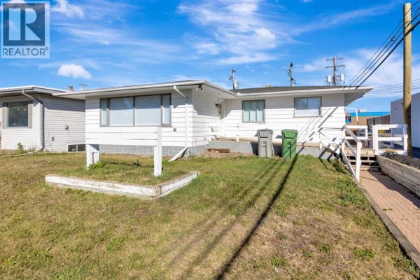 Commercial for rent at 5008 47 Street, Lloydminster, AB - MLS® vSfb2P