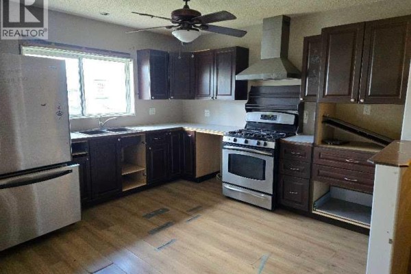 5008 56 Street, Rocky Mountain House, AB, photo 2