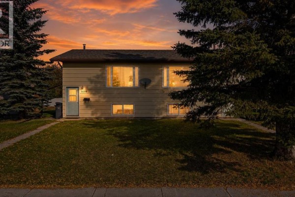 5008 63 Avenue, Ponoka