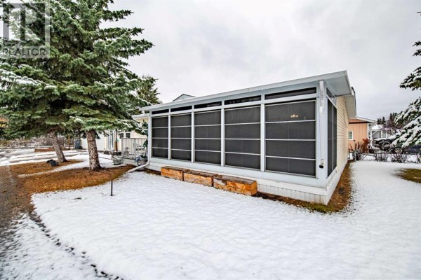 Bedroom - 501, 37543 England Way, Rural Red Deer County, AB T4S2C3 Photo 3