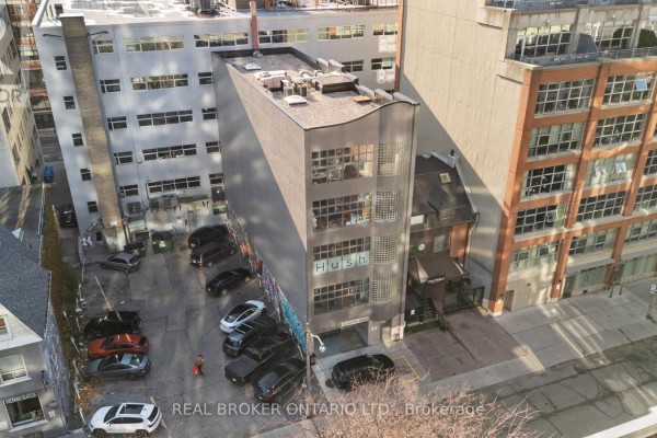 501 - 21 Camden Street, Toronto, ON M5V1V2 Photo 2