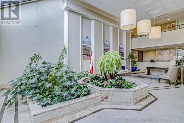 501 - 2180 Marine Drive, Oakville, ON, photo 3