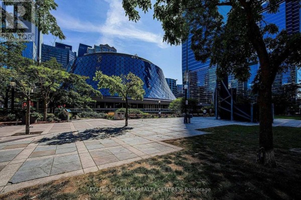 501 - 224 King Street West Street W, Toronto, ON, photo 3