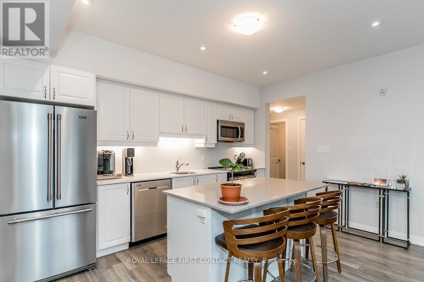 501 - 300 Essa Road, Barrie, ON, photo 2