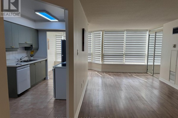 Eating area - 501 - 55 Elm Drive W, Mississauga, ON L5B3Z3 Photo 4