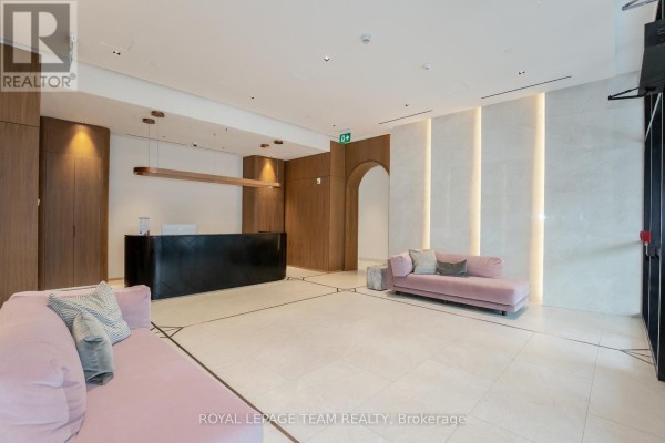 501 - 560 Rideau Street, Ottawa, ON K1N0G3 Photo 2