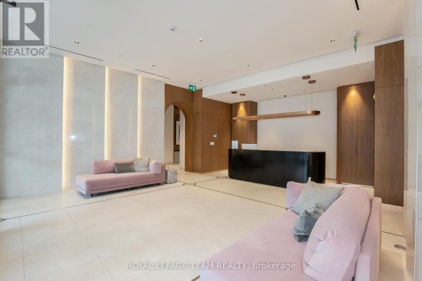 501 - 560 Rideau Street, Ottawa, ON K1N0G3 Photo 3