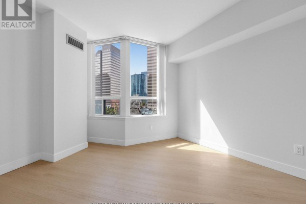 501 - 7 Bishop Avenue, Toronto, ON, photo 2
