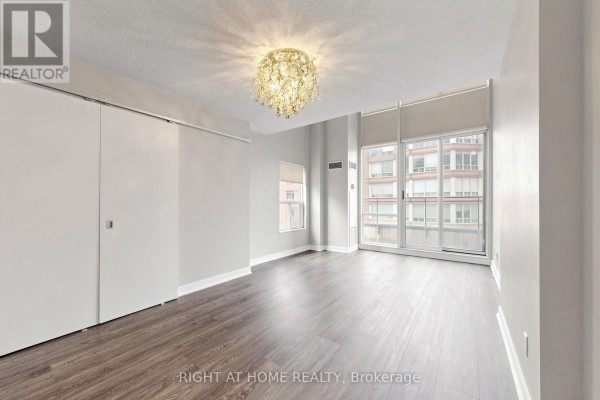 501 - 77 Lombard Street, Toronto, ON, photo 3