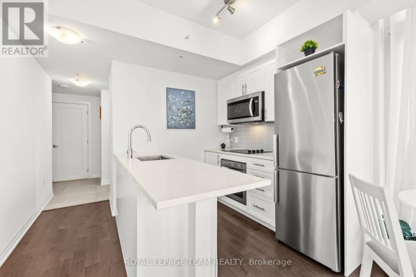501 - 805 Carling Avenue, Ottawa, ON K1S5W9 Photo 5
