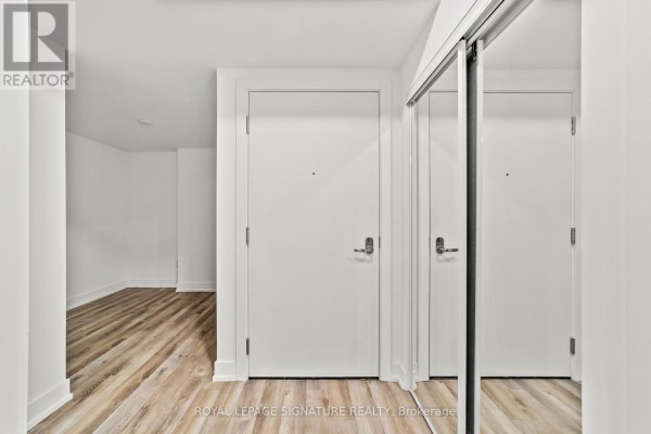 Primary Bedroom - 501 - 9 Clegg Road, Markham, ON L6G0H3 Photo 4
