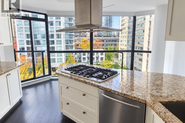 501 1415 W Georgia Street, Vancouver, BC V6G3C8 Photo 2