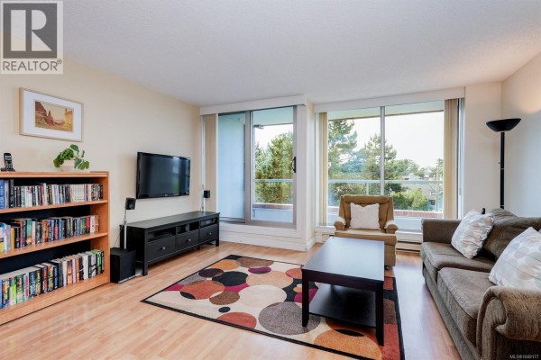 Kitchen - 501 327 Maitland St, Victoria, BC V9A7G7 Photo 4