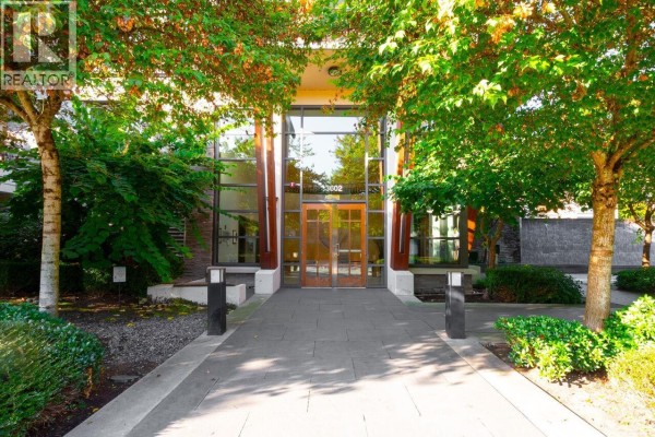 501 3602 Aldercrest Drive, North Vancouver, BC V7G0A2 Photo 5