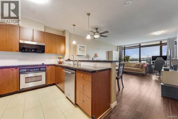 501 4132 Halifax Street, Burnaby, BC V5C6V1 Photo 4