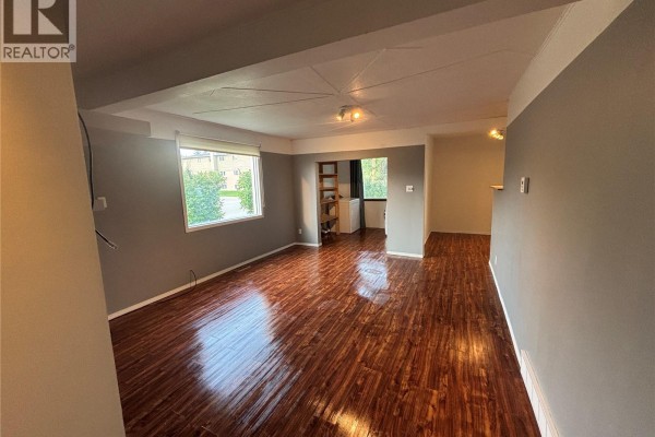 Living room - 501 4th Street W, Meadow Lake, SK S9X1B9 Photo 2