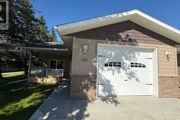 Kitchen - 501 5 Street W, Hanna, AB T0J1P0 Photo 2