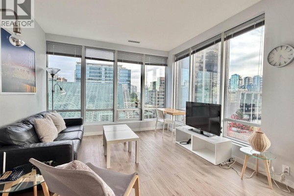 501 989 Nelson Street, Vancouver, BC V6Z2S1 Photo 3