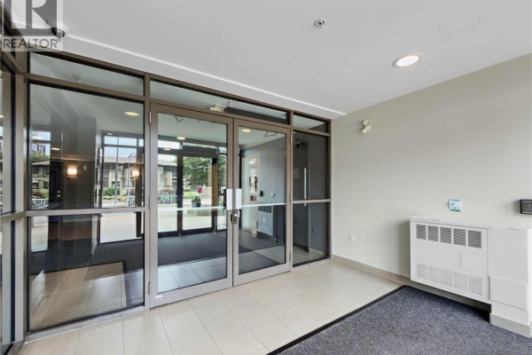 Kitchen - 5010 Corporate Drive Unit# 109, Burlington, ON L7L0H6 Photo 5