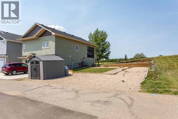 5011, 25054 South Pine Lake Road, Rural Red Deer County, AB T0M1J0 Photo 3