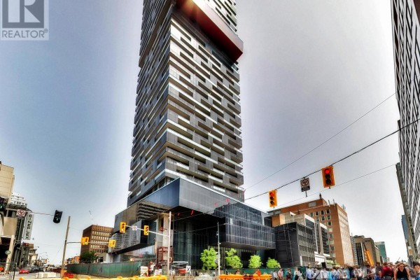 5012 - 8 Eglinton Avenue E, Toronto