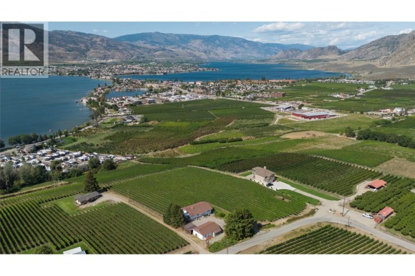 Storage - 5012 33rd Street, Osoyoos, BC V0H1V6 Photo 2