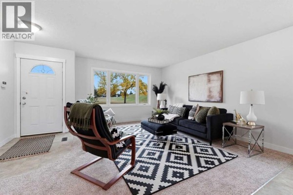 Bedroom - 5012 38a Avenue, Red Deer, AB T4P1G2 Photo 4