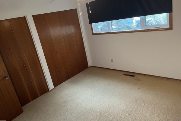 Primary Bedroom - 5012 58 Av, Viking, AB T0B4N0 Photo 4