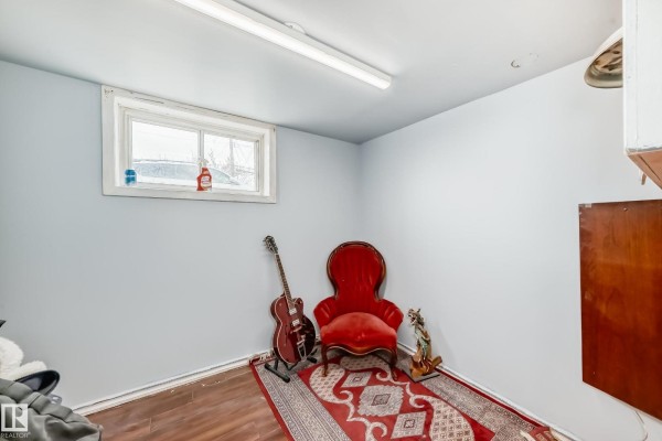 Bedroom 4 - 5013-5015 49 Av, Vegreville, AB T9C1L9 Photo 4