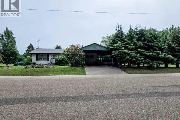 Kitchen - 5013 51 Street, Peers, AB T0E1W0 Photo 3